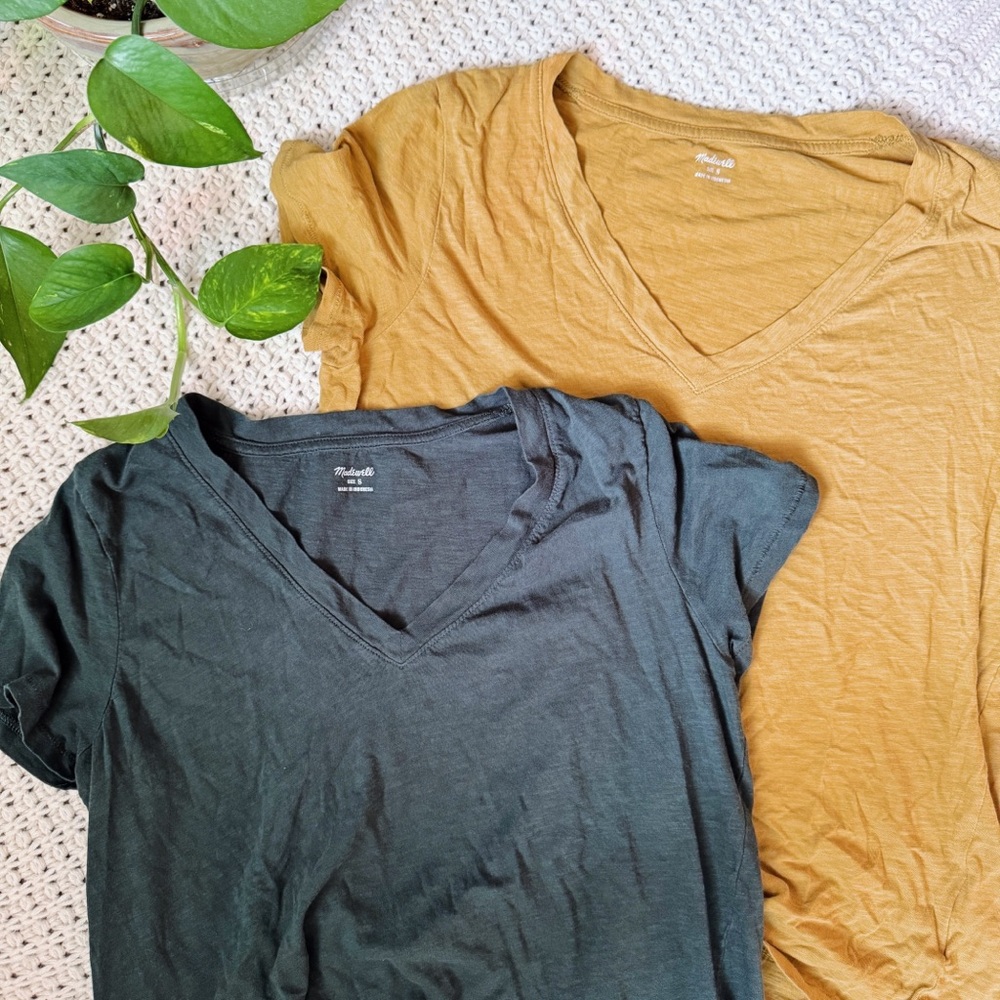 Madewell Bundle (2) Whisper Cotton V-Neck Tees size Small